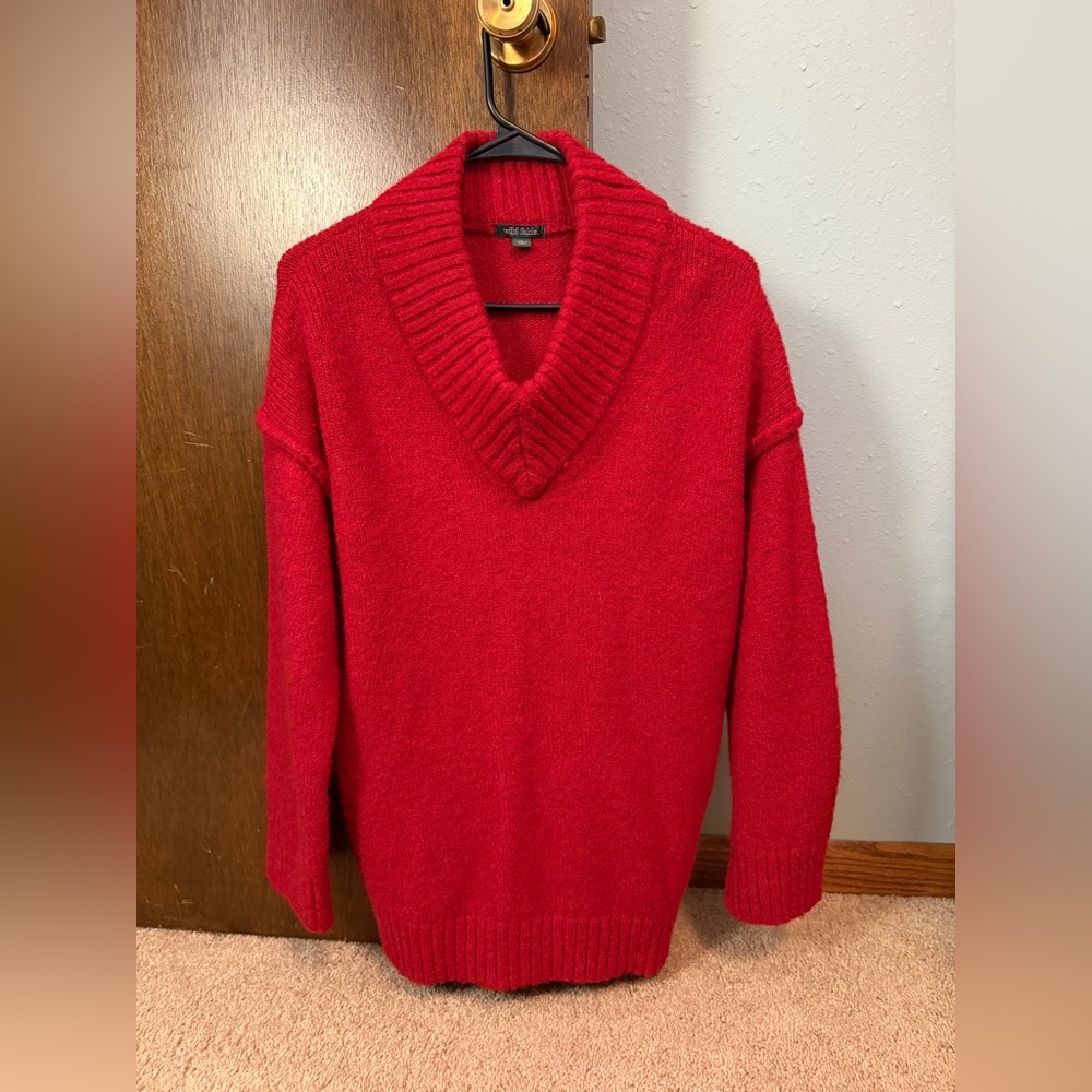 Wild Fable Vibrant Red V-Neck Sweater